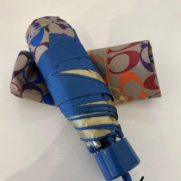 coach Uv Protection Mini Umbrella In Rainbow Signature C4324 - Picture 4 of 4